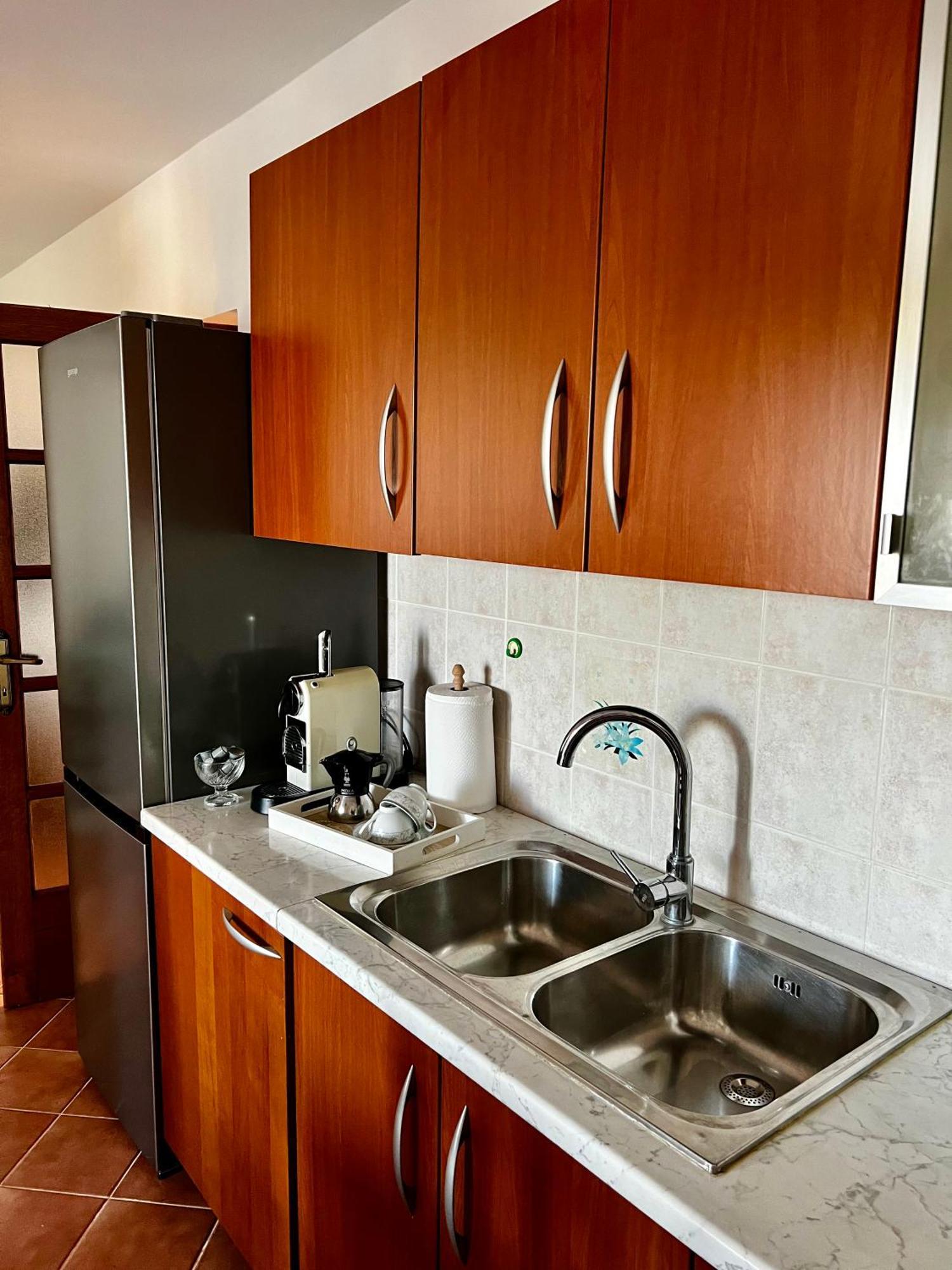 Eden Apartment พูลา ภายนอก รูปภาพ