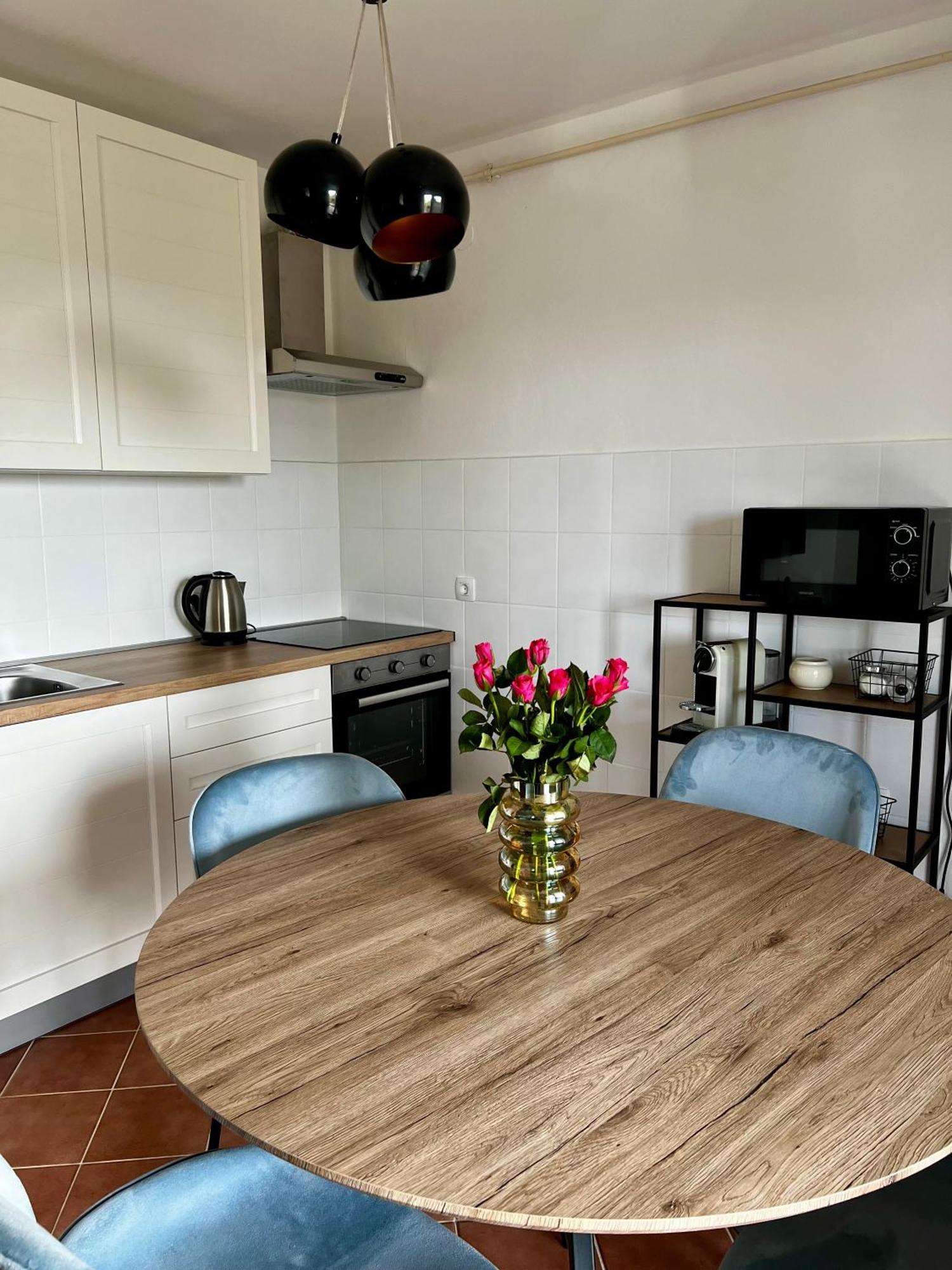 Eden Apartment พูลา ภายนอก รูปภาพ